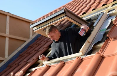 Pose de fenêtres de toit Velux à Urau